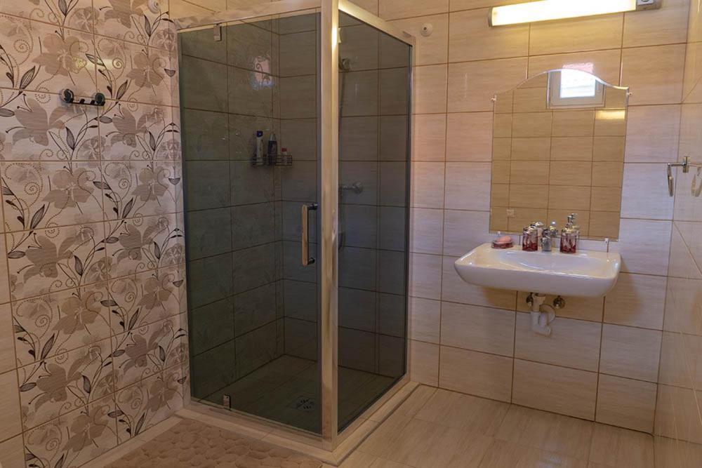 Alsoszuha Lovas Vendeghaz Bed & Breakfast ภายนอก รูปภาพ