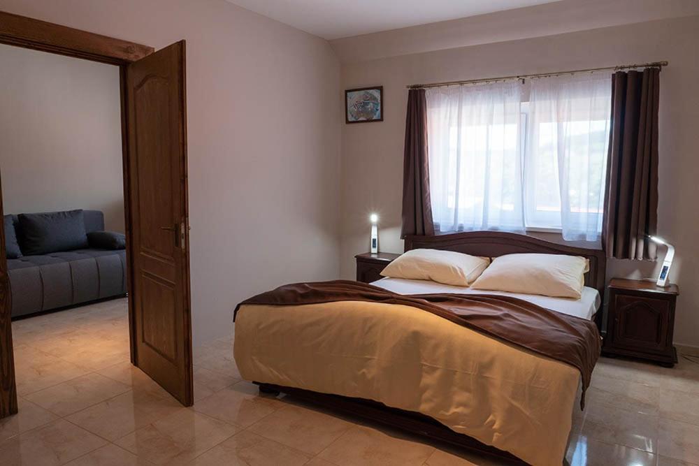 Alsoszuha Lovas Vendeghaz Bed & Breakfast ภายนอก รูปภาพ
